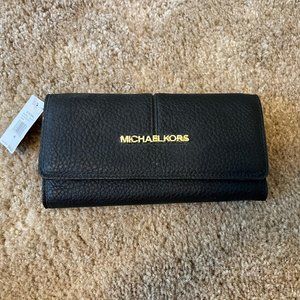 NWT Michael Kors Wallet